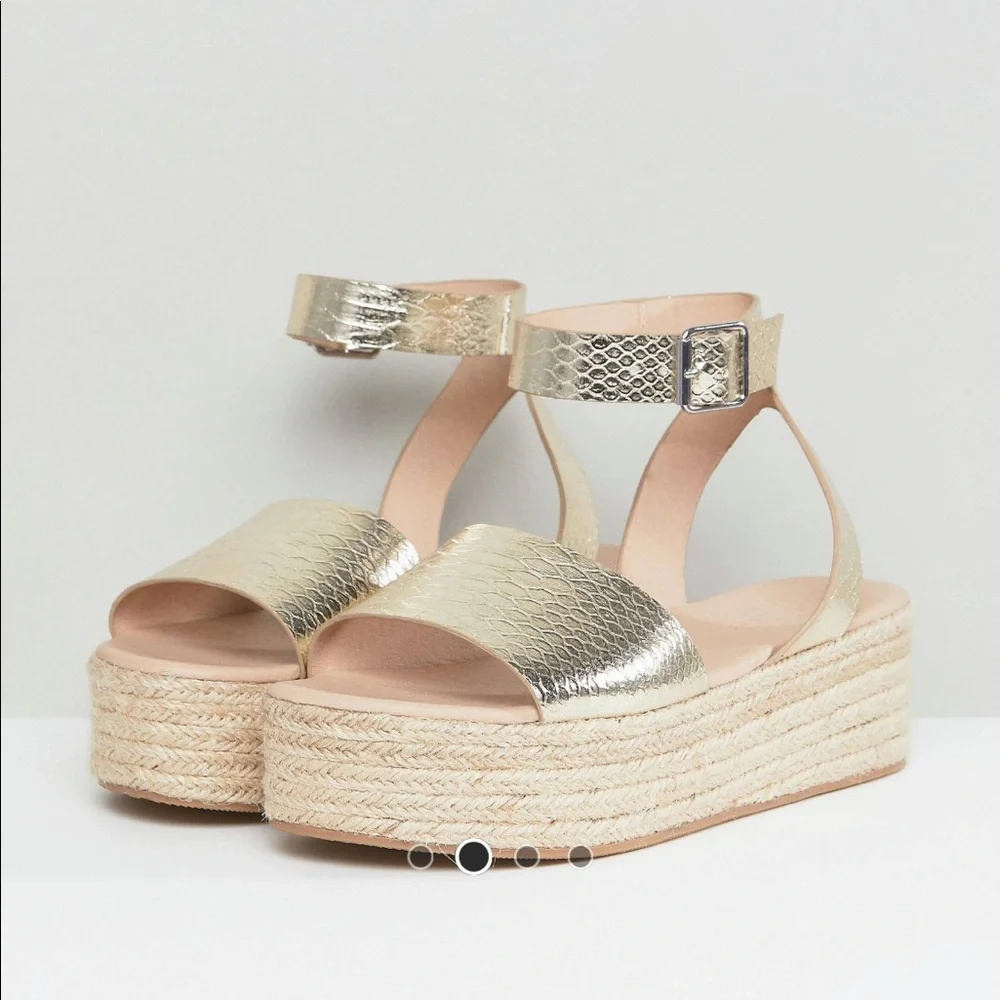 Asos Thear Espadrilles Platform/Flatform Sandals, size 7.5  Great condition - Picture 2 of 7